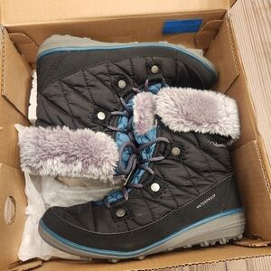 Columbia NIB Women's Heavenly Shorty Omni Heat Boot